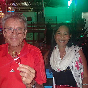 2014-12-12  Smurf Bar