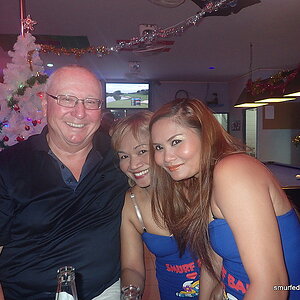 2014-12-12  Smurf Bar