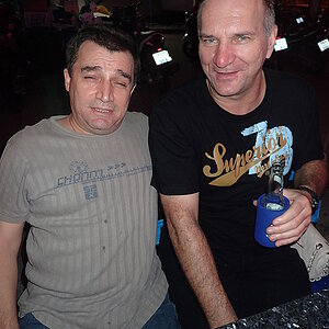 2014-12-12  Smurf Bar