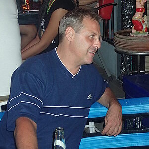 2014-12-12  Smurf Bar