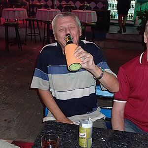 2014-12-14  Smurf Bar