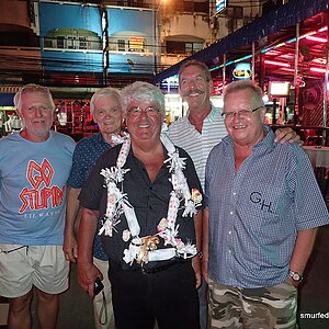 2014-12-16  Smurf Bar