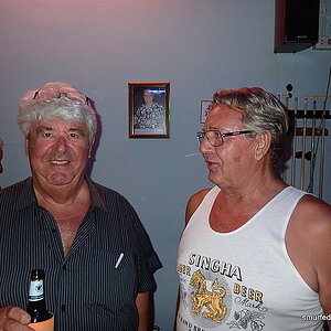 2014-12-16  Smurf Bar