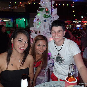 2014-12-16  Smurf Bar