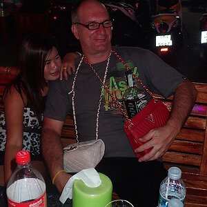 2014-12-16  Smurf Bar