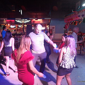 2014-12-16  Smurf Bar