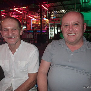 2014-12-16  Smurf Bar