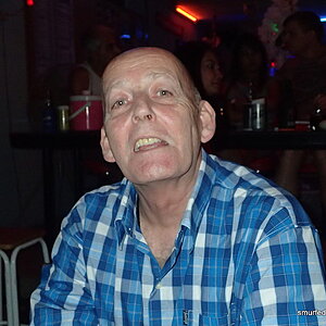 2014-12-17  Smurf Bar