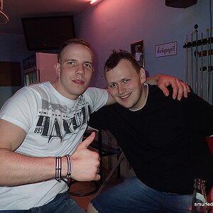 2014-12-17  Smurf Bar