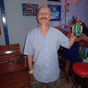 2014-12-18  Smurf Bar