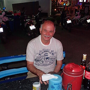 2014-12-19  Smurf Bar