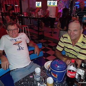 2014-12-19  Smurf Bar