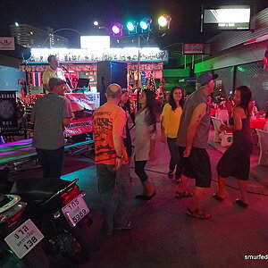 2014-12-20  Smurf Bar
