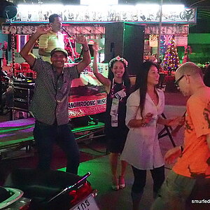2014-12-20  Smurf Bar