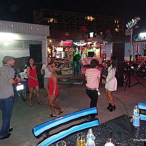 2014-12-20  Smurf Bar