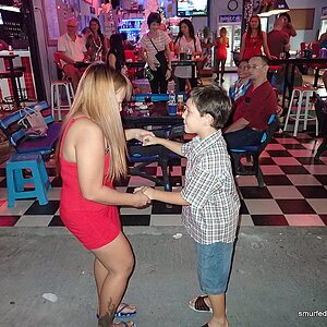 2014-12-20  Smurf Bar