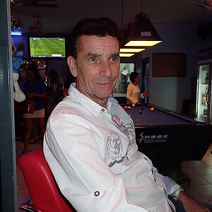 2014-12-2"  Smurf Bar