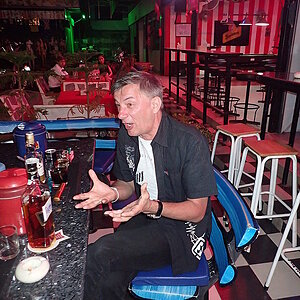 2015-02-07  Smurf Bar