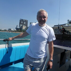 I_176-002.JPG