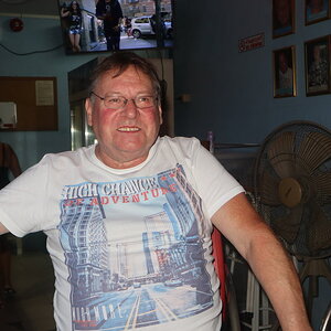 I_180-037.JPG