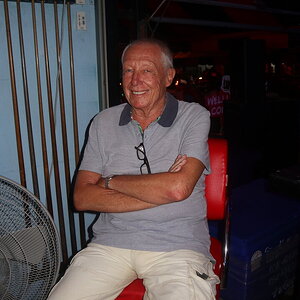 J_124-003.JPG
