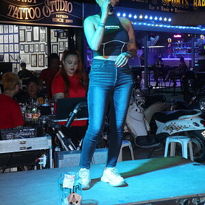 J_157-032.JPG