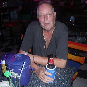 J_261-041.JPG