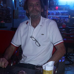 J_285-002.JPG