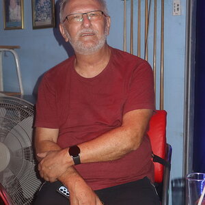 L_011.JPG