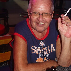 L_032.JPG