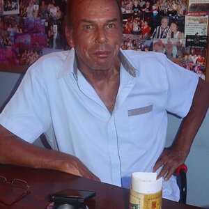 L_080-001.JPG