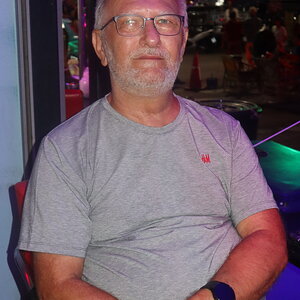L_110.JPG