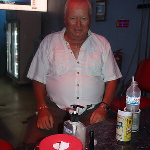 M_007-009.JPG