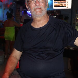 M_013-001.JPG
