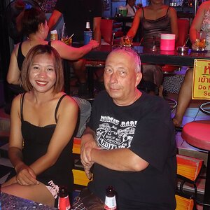 M_037-001.JPG