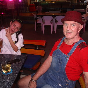 M_080-013.JPG