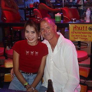 M_081-001.JPG