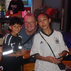M_091-013.JPG