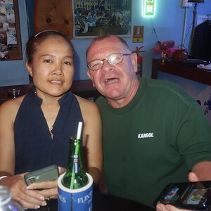 M_093-013.JPG