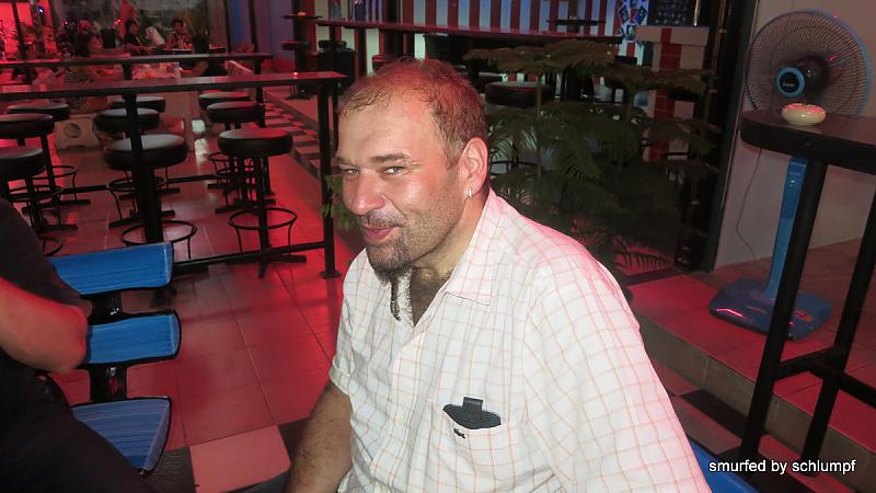 01.06.2013 Smurf Bar