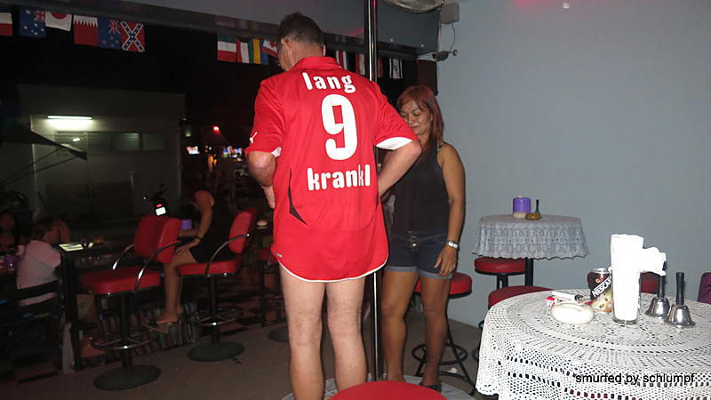 01.10.2013 Smurf Bar