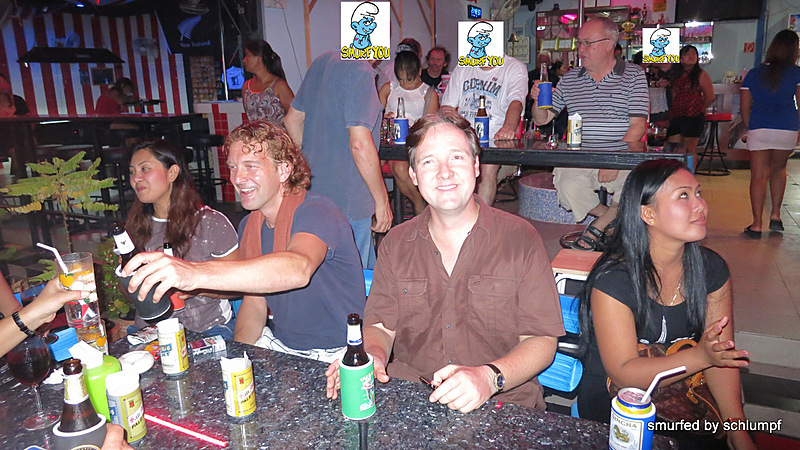 01.11.2013 Smurf Bar