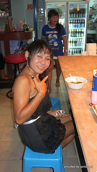 01.11.2013 Smurf Bar