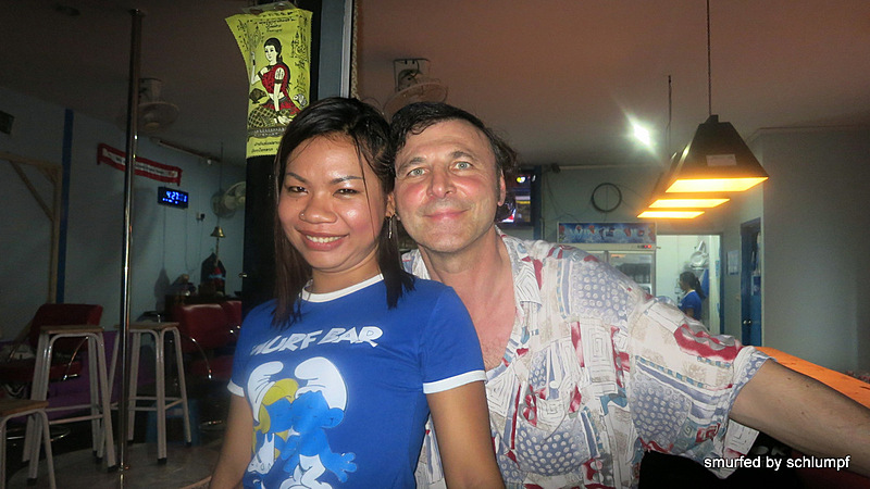 01.11.2013 Smurf Bar