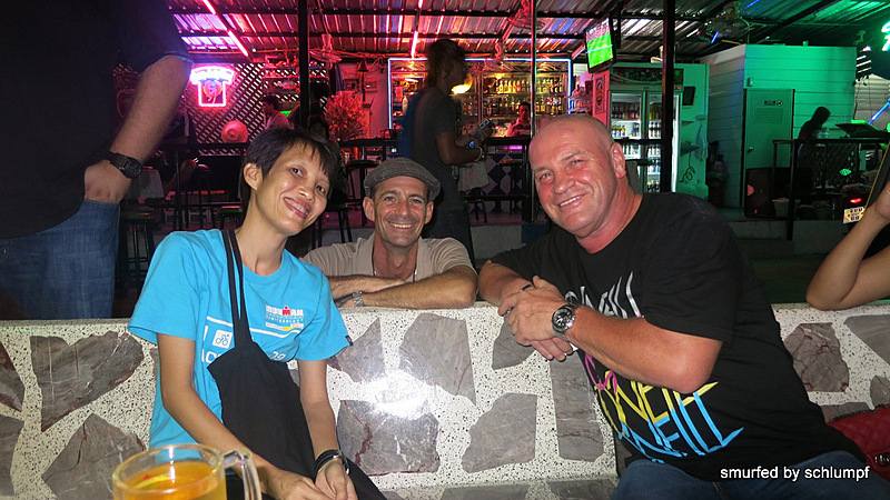01.11.2013 Smurf Bar