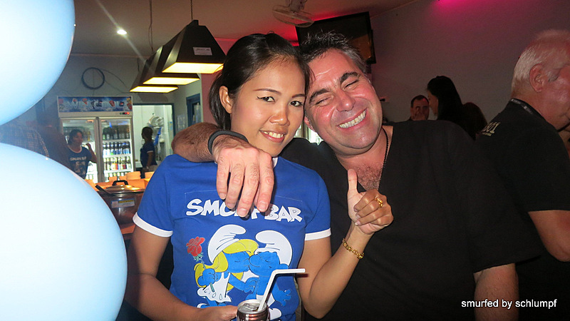 01.11.2013 Smurf Bar