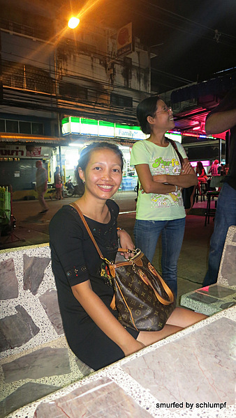 01.11.2013 Smurf Bar