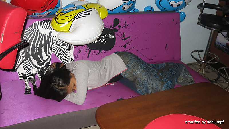 01.12.2013 Smurf Bar