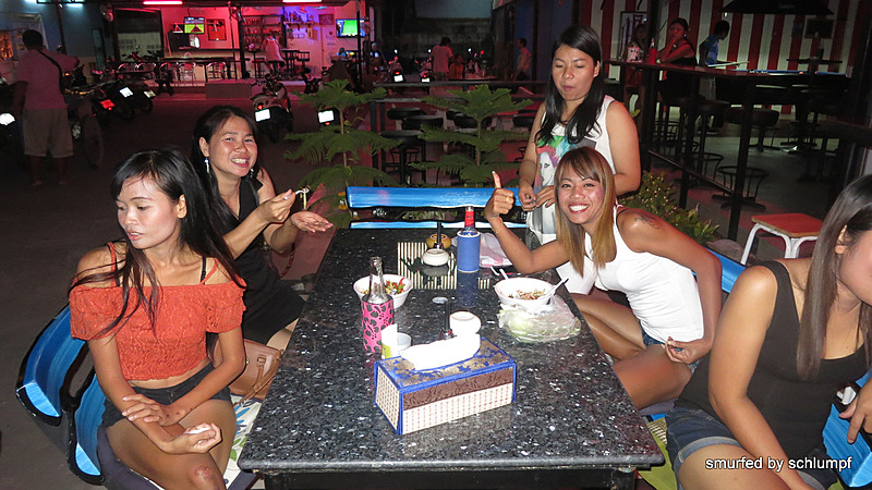 01.12.2013 Smurf Bar