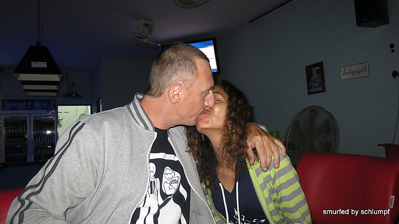 01.12.2013 Smurf Bar